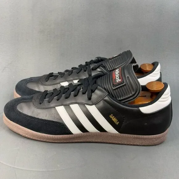 adidas gazelle silver green womens BAPE x Adidas Men's Samba Soccer Shoes: Iconic Style Meets Streetwear –  us.bape.com main image 1
